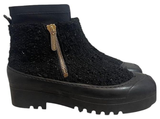 Bottines Chanel noires T.41