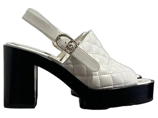 Sandales Chanel blanches T.37