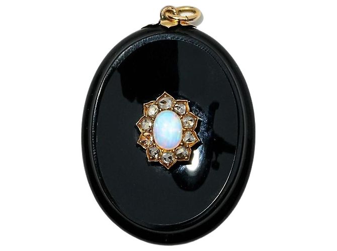 Autre Marque Feine antike Goldbrosche mit Opal & Diamantbesatz
