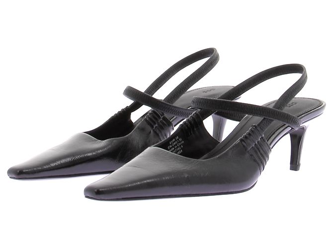 Cos Zapatos de tacón negros de vinilo