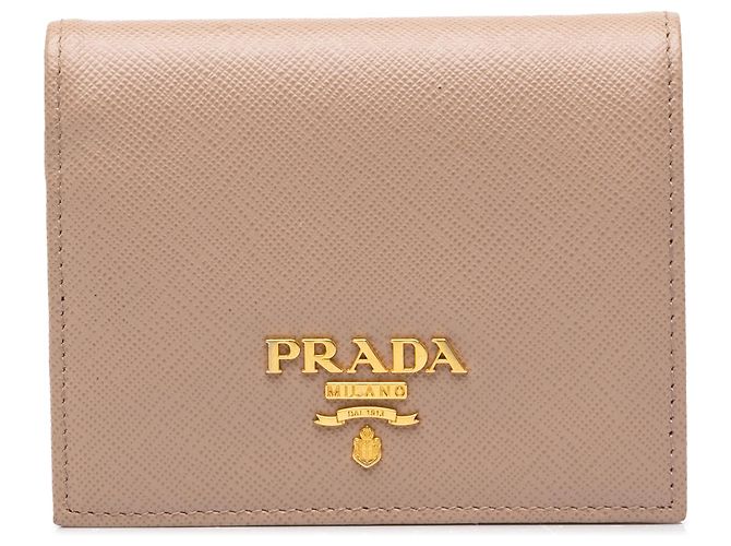 Carteira pequena bifold Prada em couro Saffiano marrom