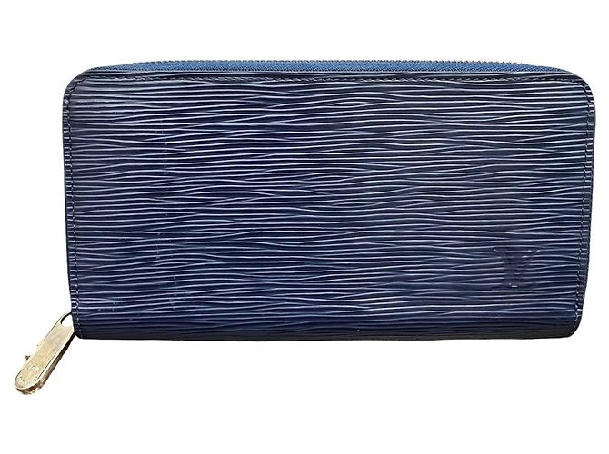 Louis Vuitton Zippy Long Wallet