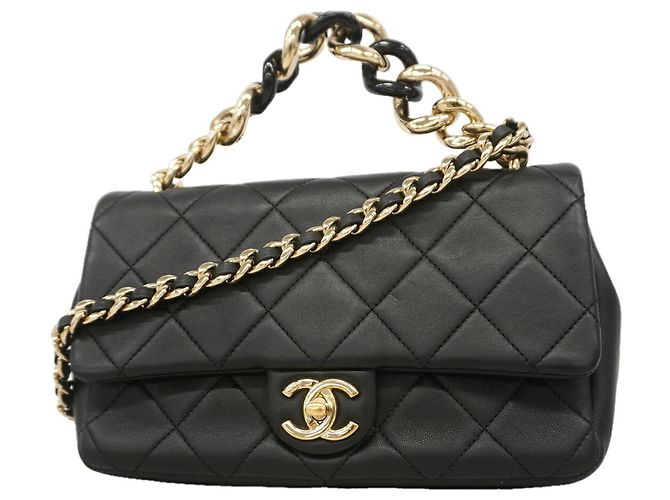 Timeless Borsa a tracolla con catena Chanel Matelassé