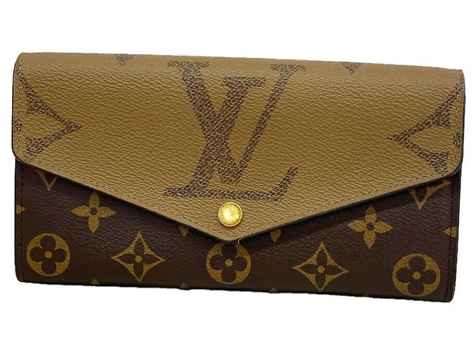 Louis Vuitton Monogram Giant Reverse Portefeuille Sarah Long Wallet