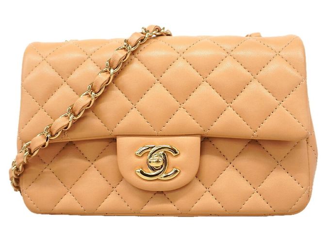 Borsa a tracolla Chanel in pelle d'agnello beige