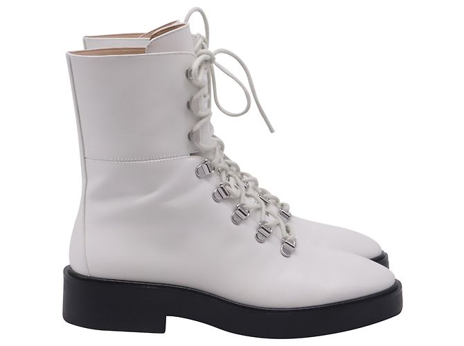 Stivaletti stringati Stuart Weitzman in pelle bianca