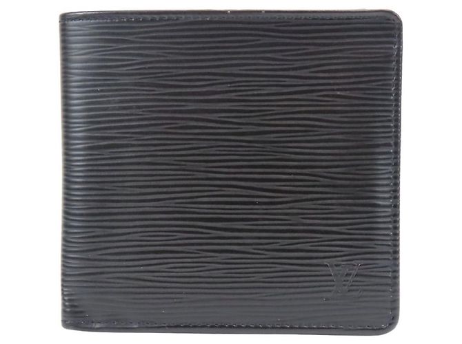 Louis Vuitton Epi Leather Bi-Fold Wallet