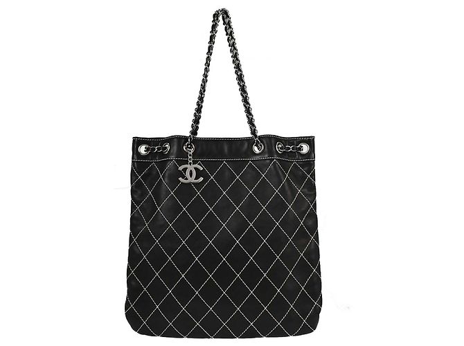 Chanel Surpique Chain Quilted Leather Medium