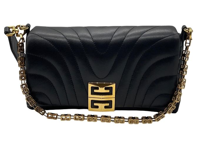 Givenchy Pequena Bolsa de Ombro 4G Acolchoada em Pele de Vitelo Macia Preta