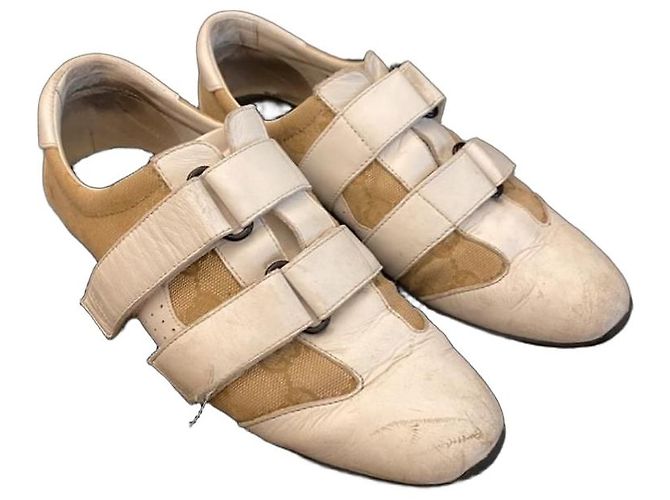 Gucci-Sneaker aus Monogramm-Canvas und Leder
