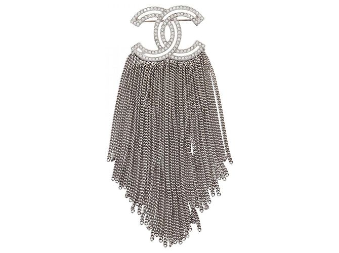 Broche de flecos Chanel Coco Mark