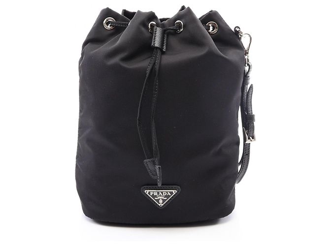 Saffiano Pochette Prada VELA en Re-Nylon