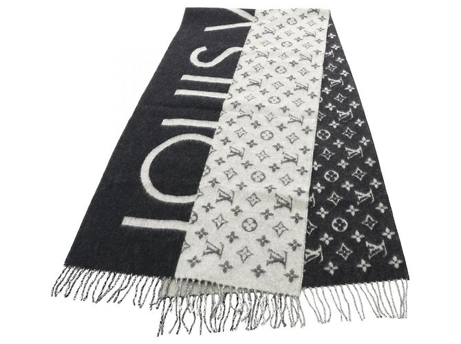Louis Vuitton Echarpe LV Split Scarf