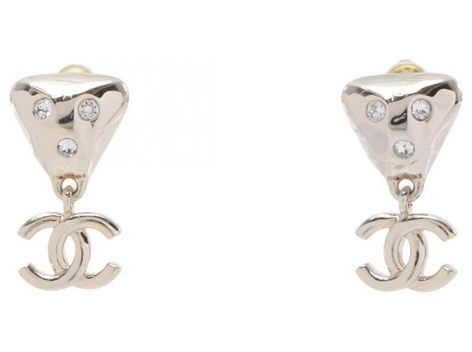 Boucles d'oreilles puces Chanel B24B Coco Mark