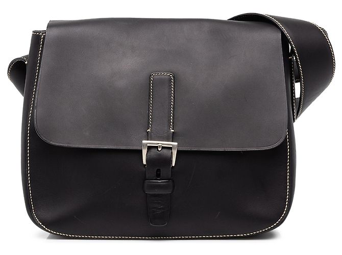 Bolsa Messenger Prada em couro de bezerro preto com fivela