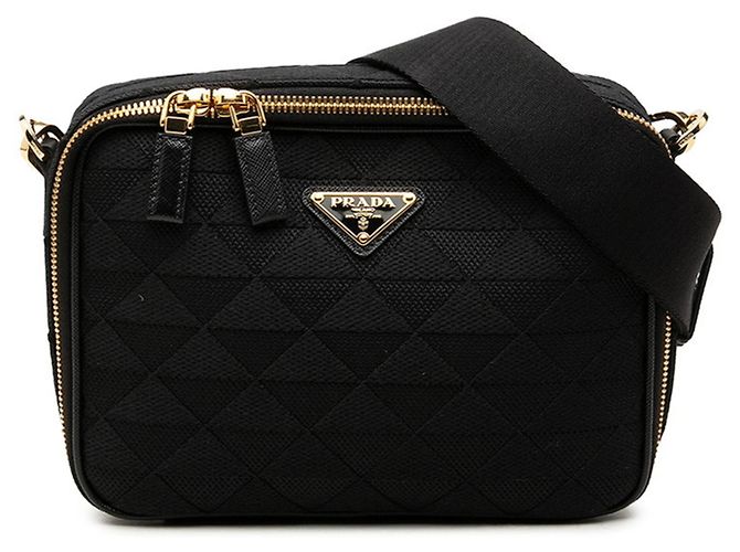 Sac à épaule Prada avec plaque logo triangle