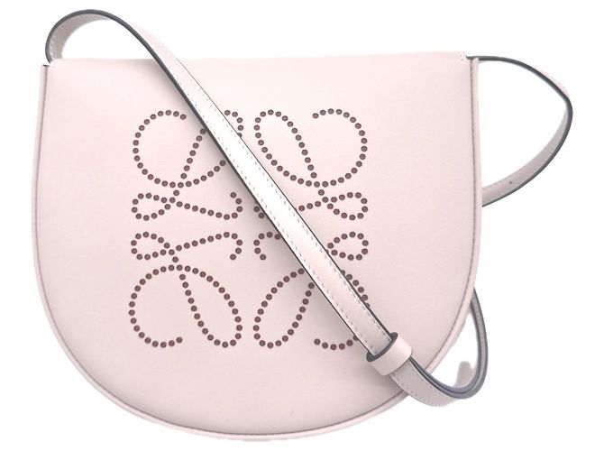 Bolsa de Ombro Small Heel Pouch em pele de vitelo Loewe, cor Light Beige
