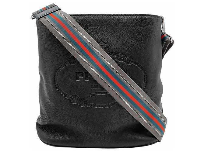 Borsa a secchiello goffrata Prada