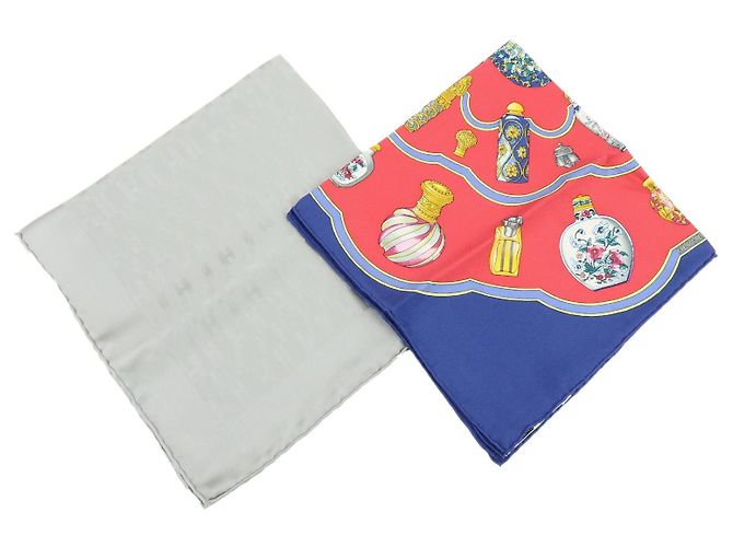 Hermès Carré 45 Les Capucines 100% Seta