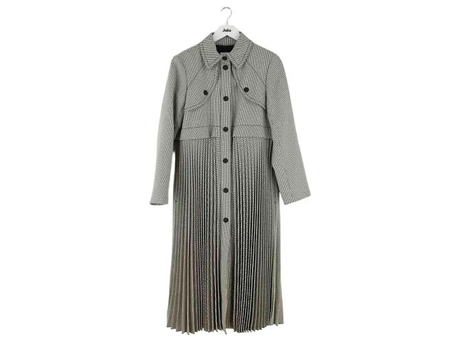Gabardina negra Sandro