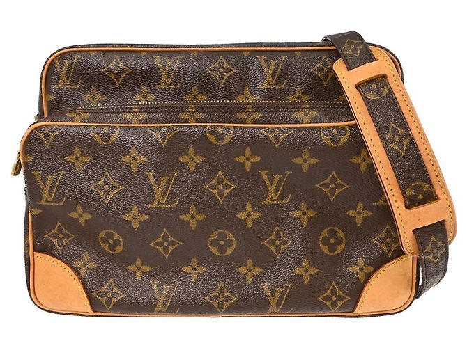 Bolso de hombro Louis Vuitton Nil Monogram Canvas