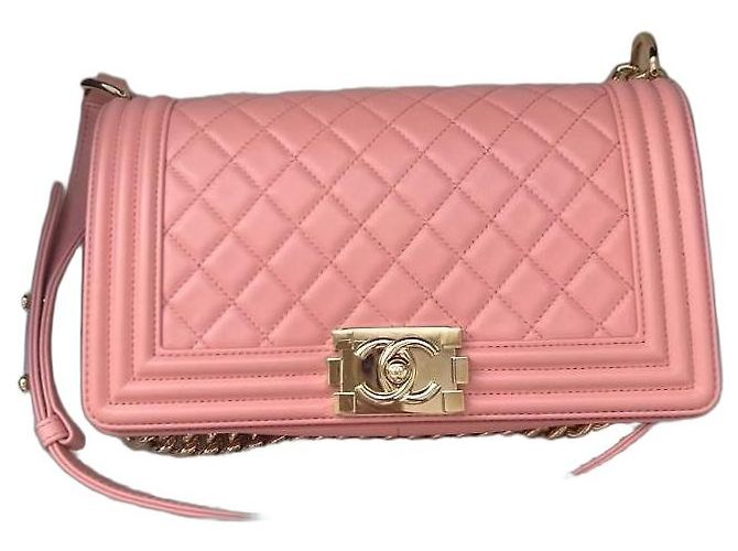 Le Boy Bolsa Chanel Boy Chanel em couro rosa