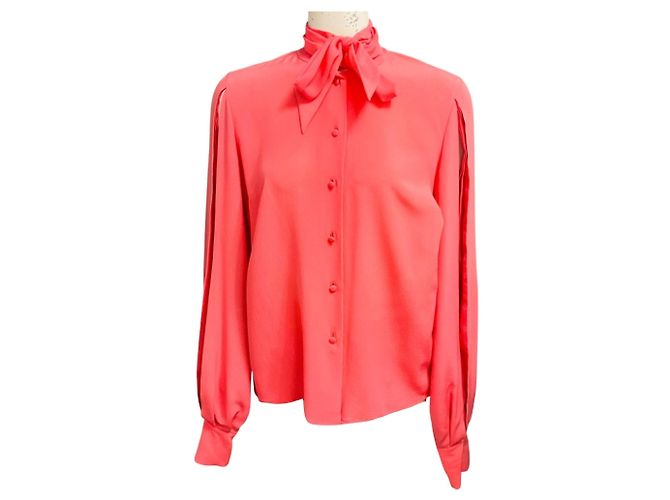 Blusa de seda Etro rosa ciclamen com laço no pescoço