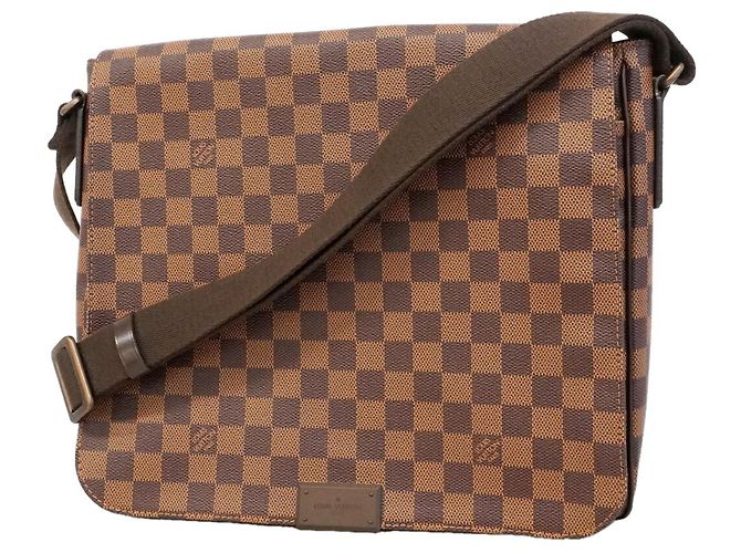 Sac à épaule Louis Vuitton Damier District MM