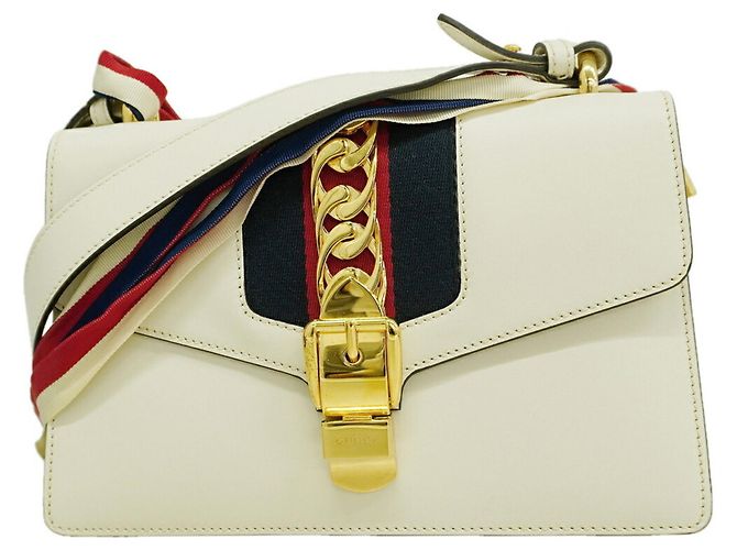 Bolsa de ombro Gucci em couro marfim