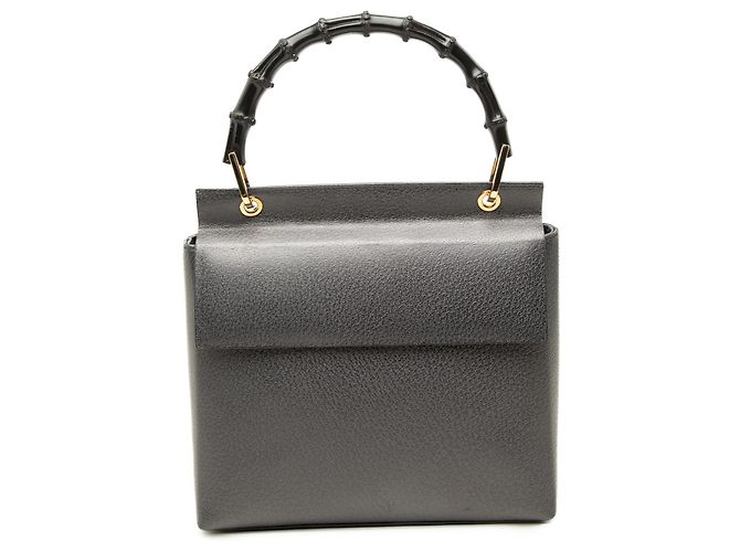 Bolsa Gucci em couro preto com alça Bamboo