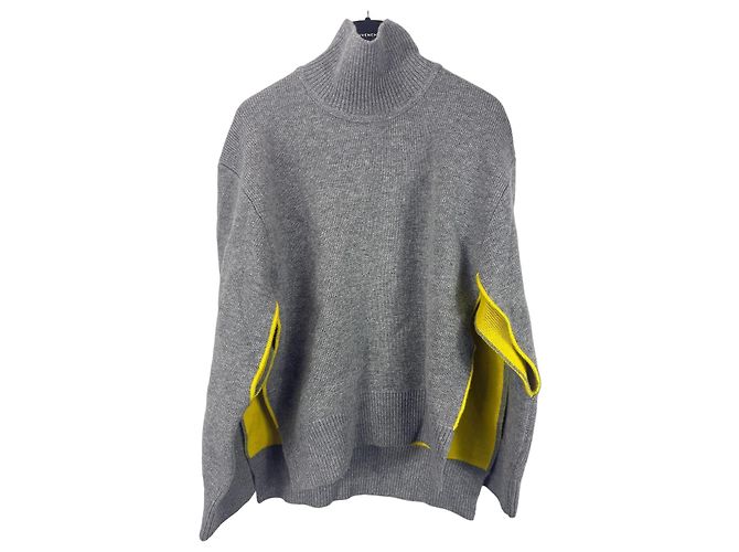 Salvatore Ferragamo Ferragamo Poncho aus Wollmischgewebe in Grau mit gelbem Innenfutter