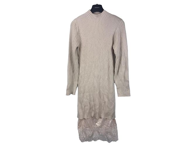 Staud geripptes Strickkleid mit Spitzenbesatz