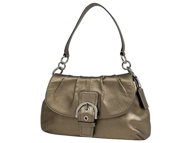 Bolsa de Ombro Coach em Couro Dourado