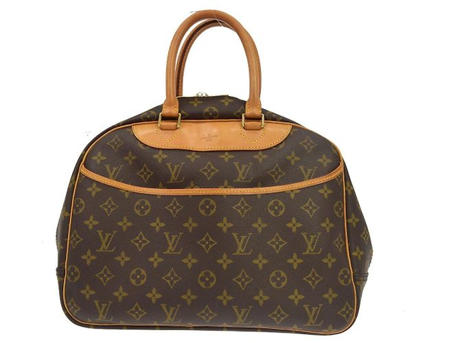 Louis Vuitton Deauville Monogram Canvas Standard