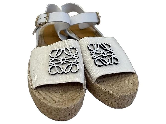 Loewe Weiße Espadrilles Sandalen aus Leder