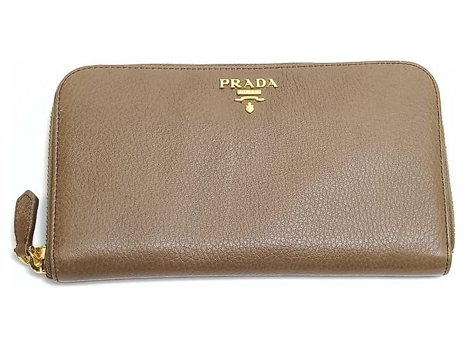 Prada Zip Around Vitello Daino Long
