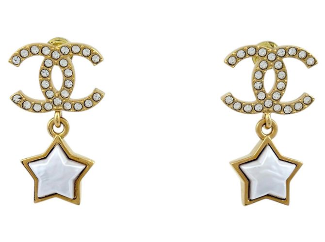 Chanel vergoldete Stecker-Ohrringe
