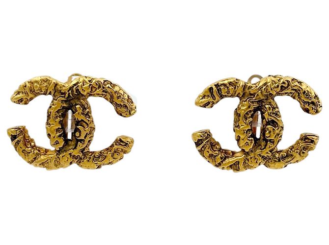 Boucles d'oreilles clips Chanel plaquées or
