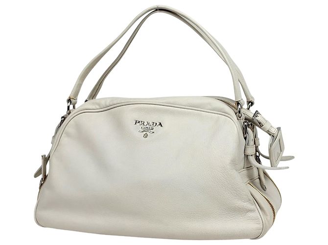 Bolsa de mão Prada em couro branco