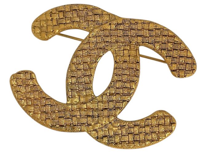 Broche Chanel plaquée or