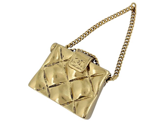 Chanel vergoldete Brosche