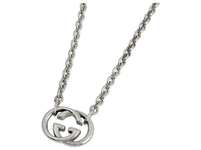 Collana Gucci in argento con logo GG