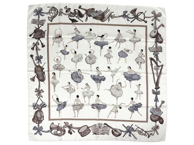 Hermès Hermes Carre 90 La Danse Schal
