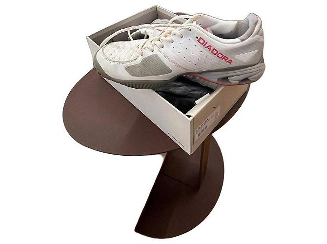 Autre Marque Baskets Diadora blanches et grises