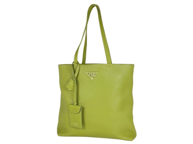 Saco Tote Prada em couro verde