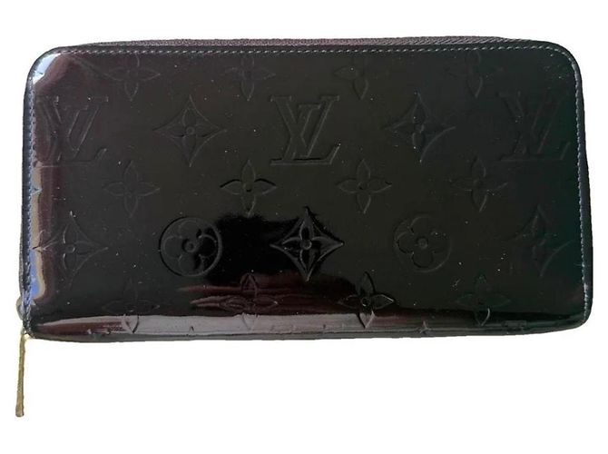 Louis Vuitton Monogram Vernis Zippy Wallet Black