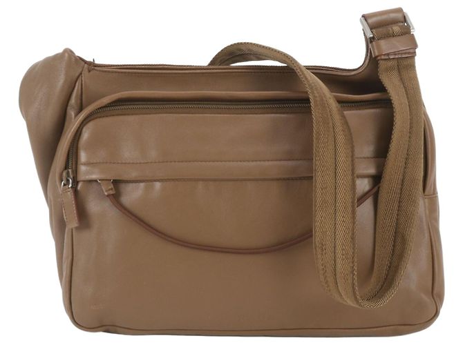 Bolsa de ombro e tiracolo Prada em couro marrom