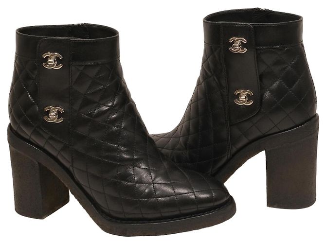 Bottines Chanel Multi CC Cuir Matelassé