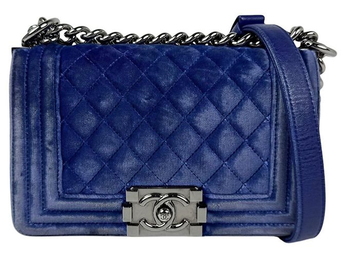 Borsa a tracolla Chanel Boy in velluto