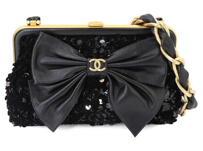 Borsa a tracolla Chanel con catena e nastro